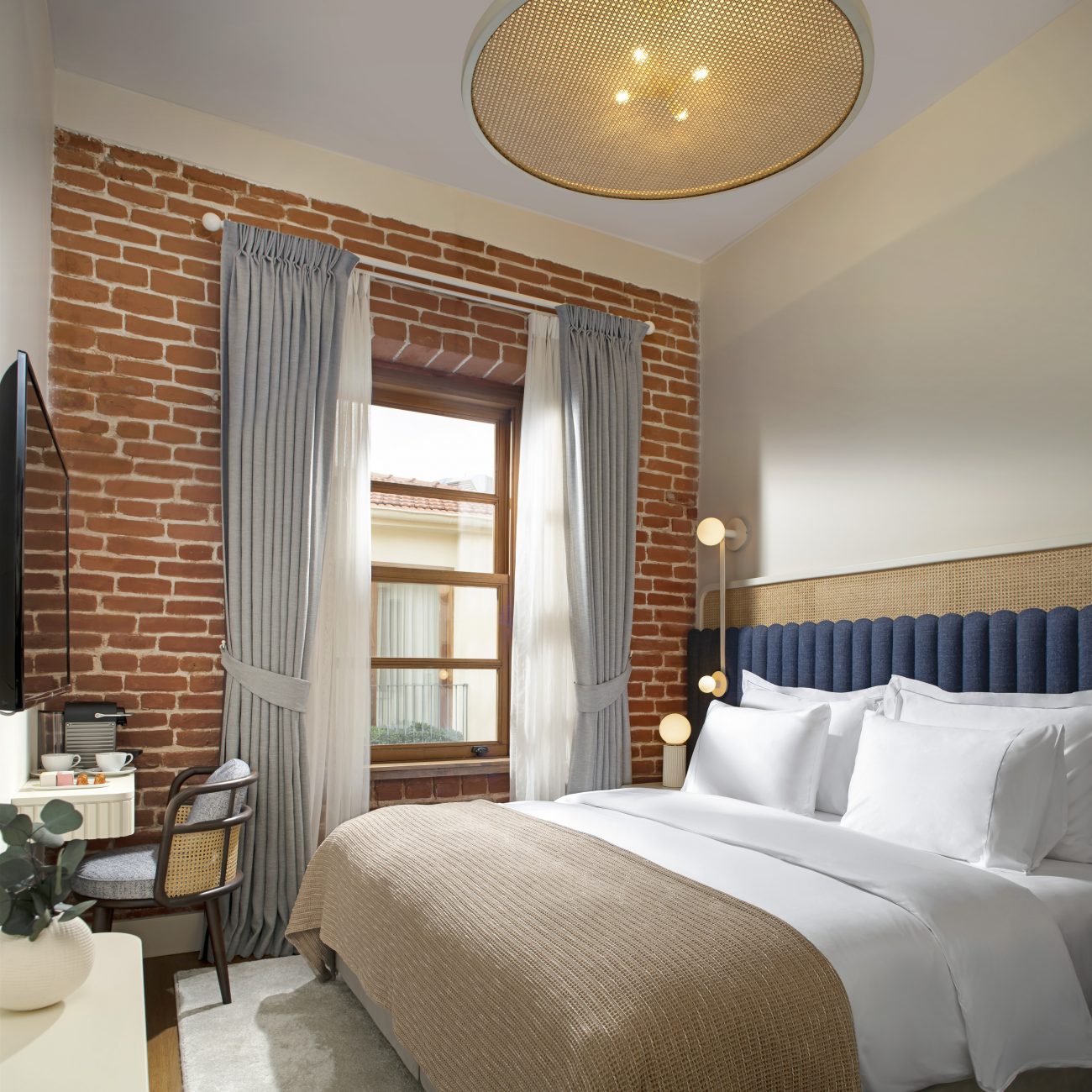 Guest Room 1