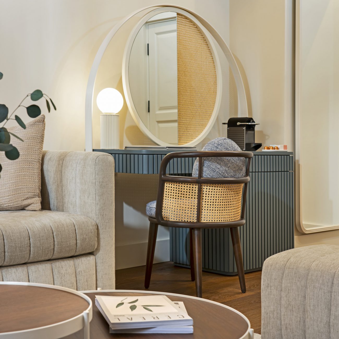 Historical Suite with Balcony 2
